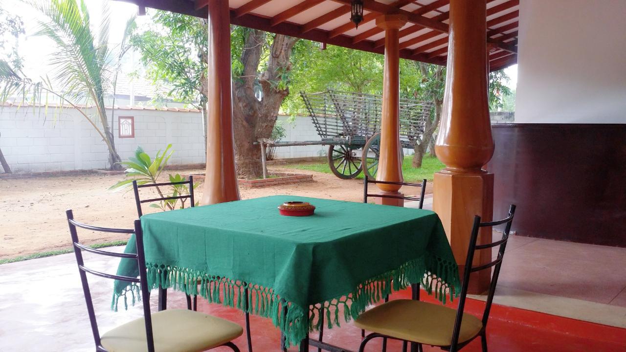 Saubagya Inn Anuradhapura Dış mekan fotoğraf