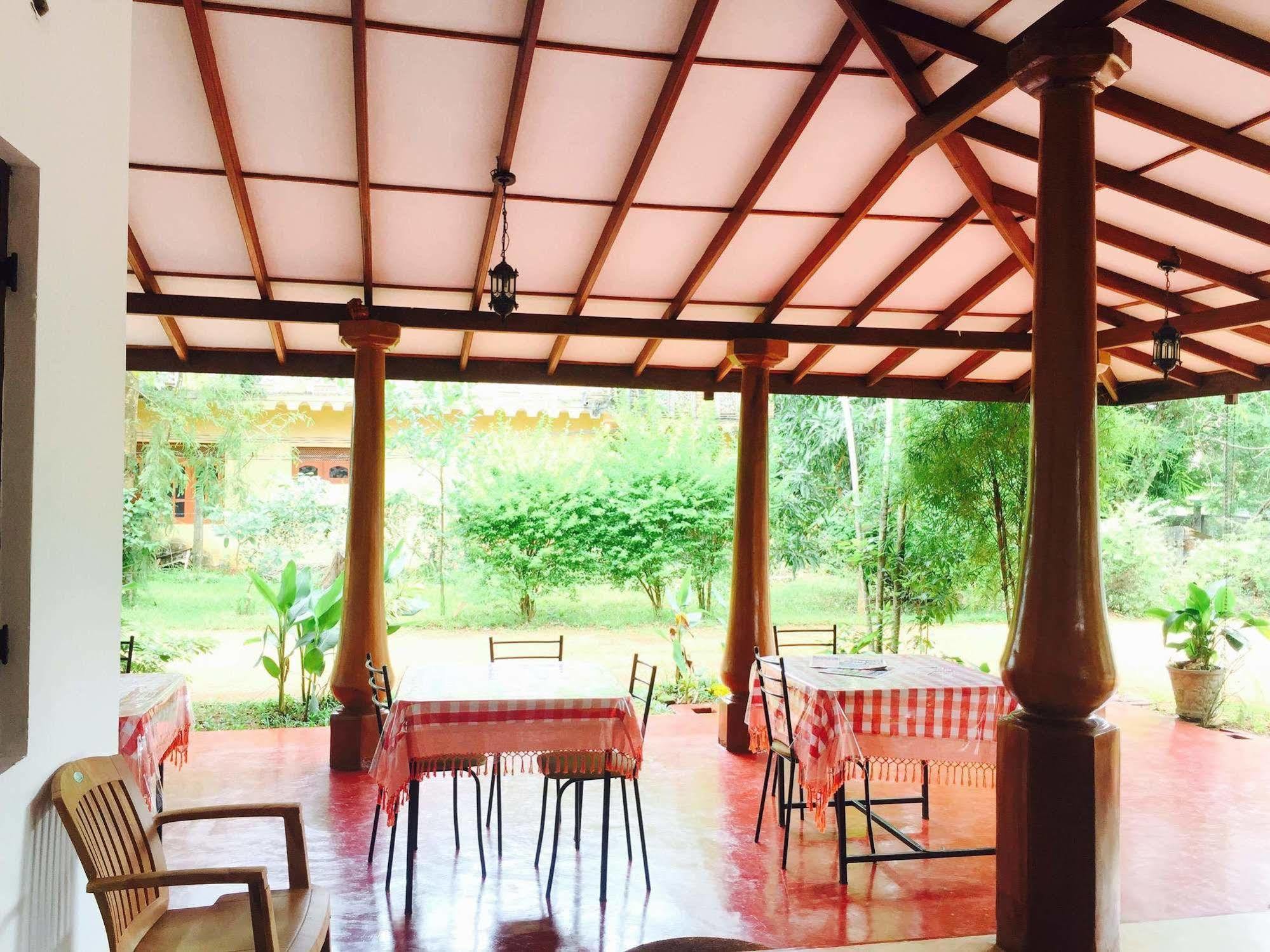 Saubagya Inn Anuradhapura Dış mekan fotoğraf
